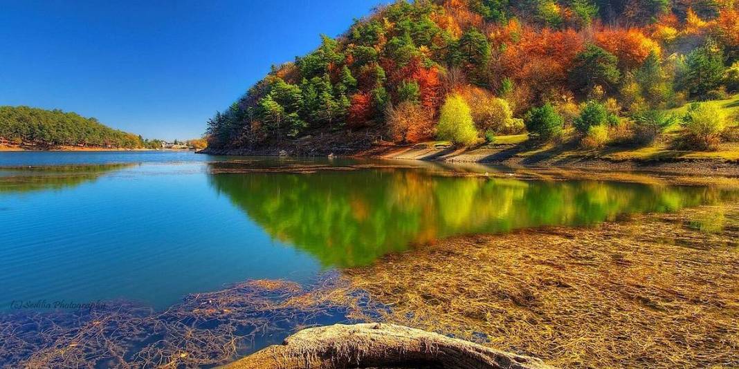 Doğanın zamana meydan okuduğu adres! Travertenlerin içindeki doğal oluşum: Yerli yabancı herkes akın ediyor 1